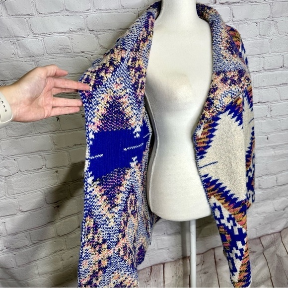 Wishlist Aztec design open front cardigan - Picture 5 of 10